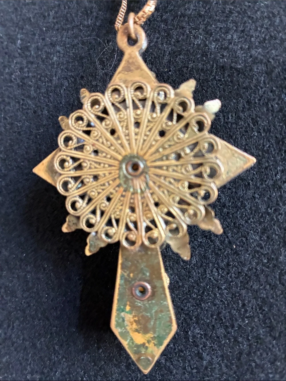 Vintage Cross Victorian Pendent Necklace Gold Tone Leaves And Large Faux Pearl